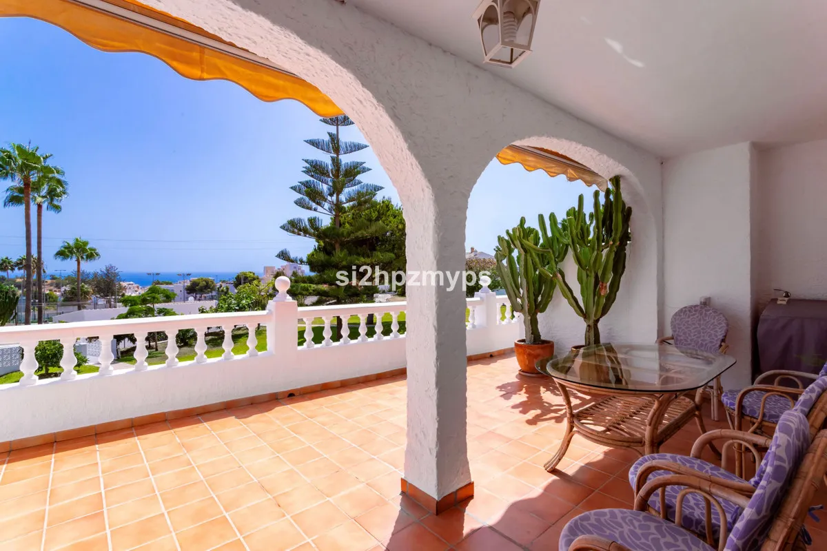 6a1e51a1-1fb2-420e-bebb-4f254c958e9e