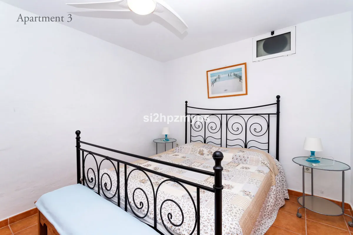 a5c5278d-e311-4dad-8a8a-3b6d868706d3