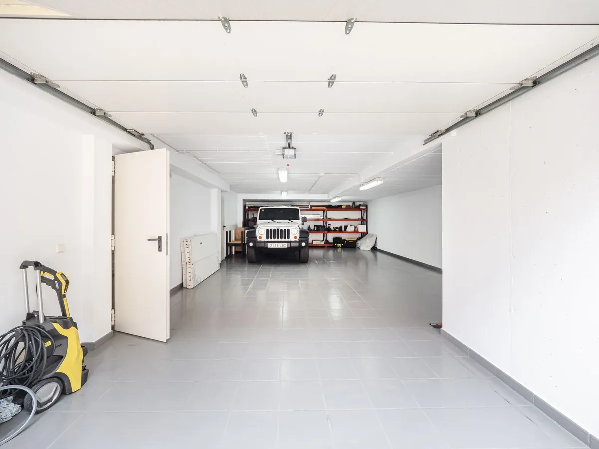 fca70aa9-8012-480a-8c4e-a3f2eefc5ee9