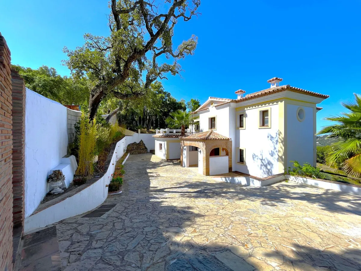 3d38f0a5-c49c-4c92-a7c3-6bba96dec3ed