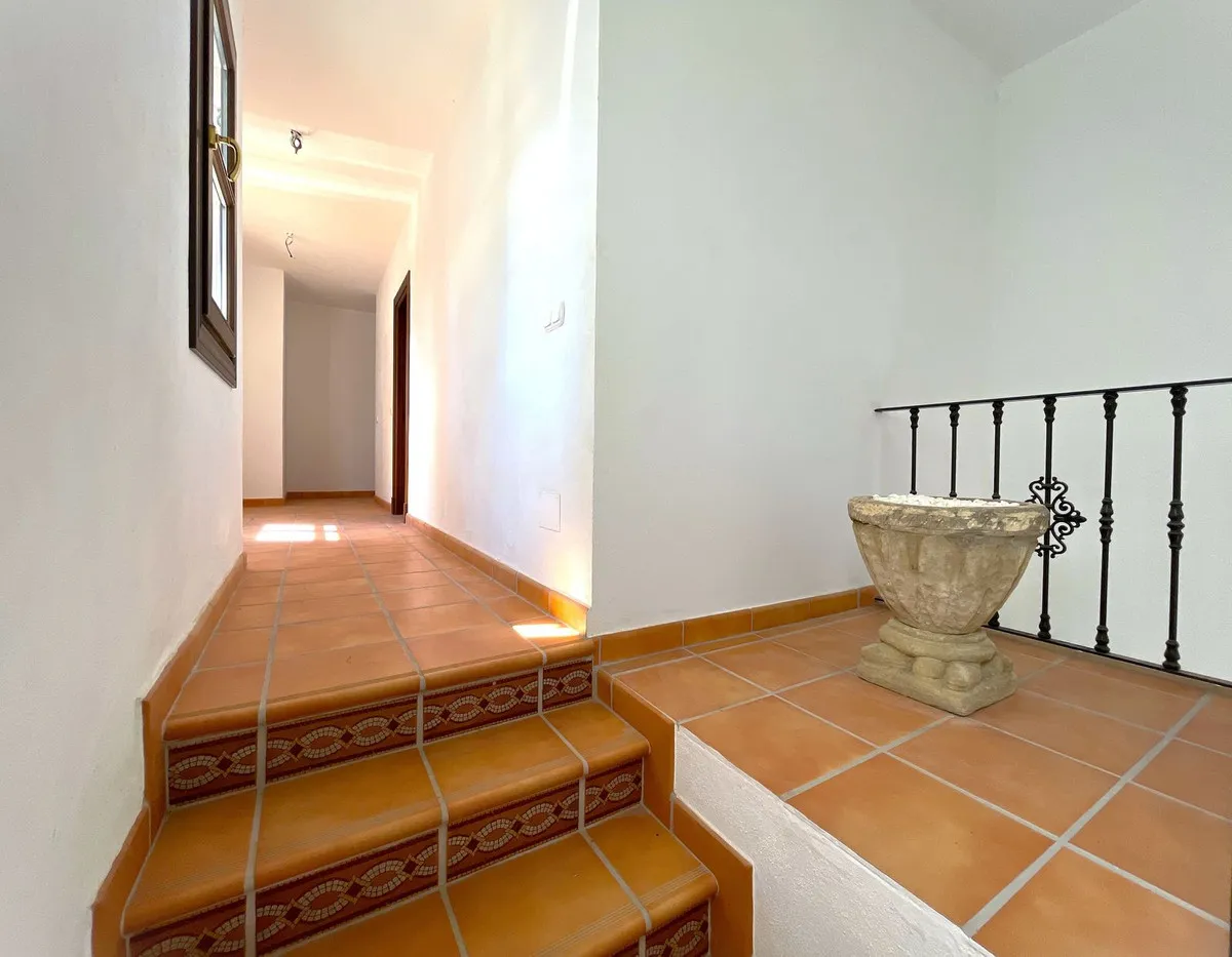 9dc54c9b-536b-4671-ad9d-96da6699d209