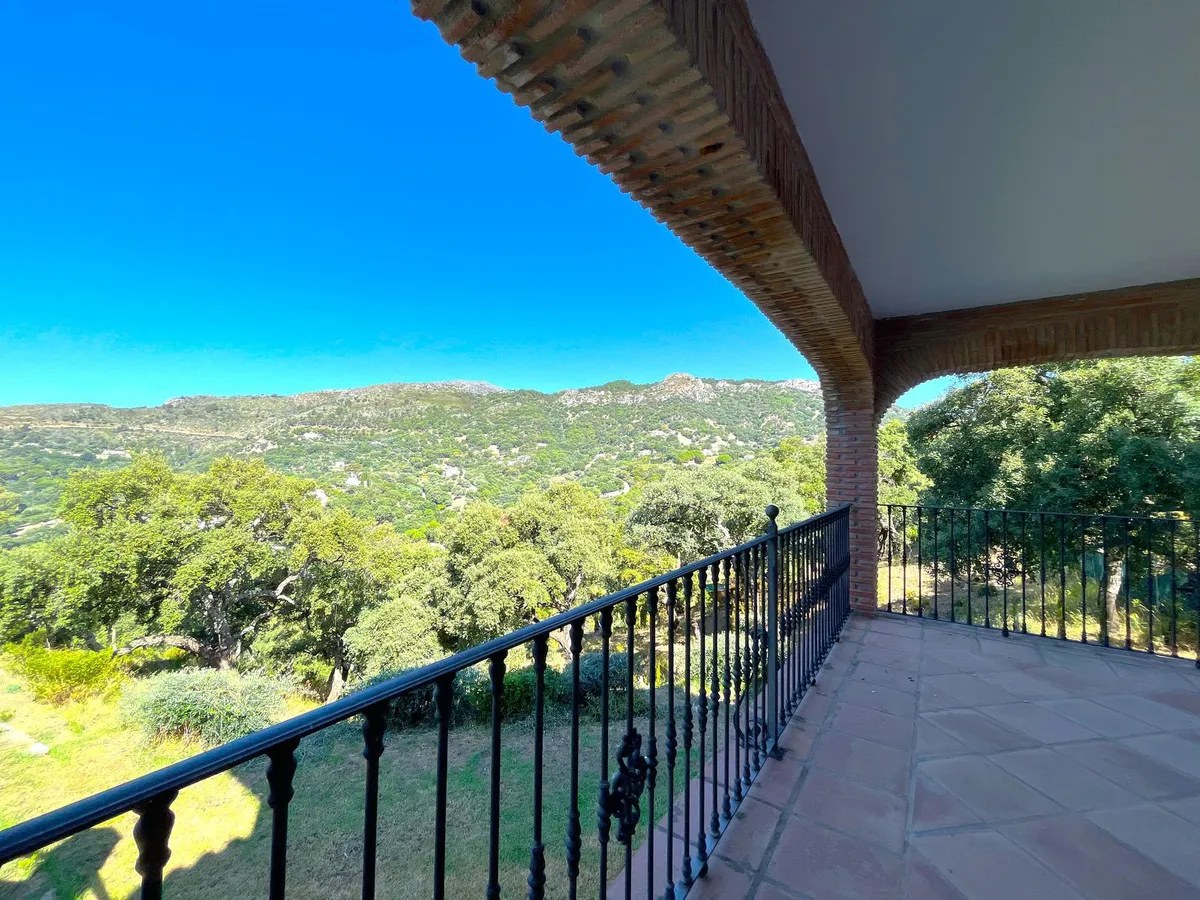 ec8c5f02-07cc-4d8a-a380-038a618445a0