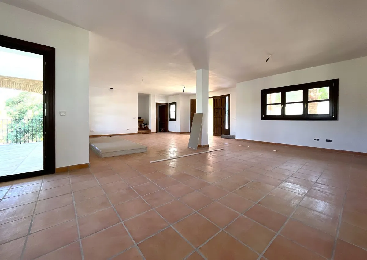 fd6aa35b-05c8-44ee-9c7b-34ef2e316d92