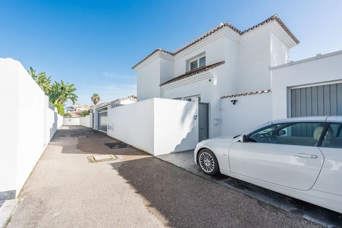 35e18861-595f-41ea-9bc2-1d1b8d939b59