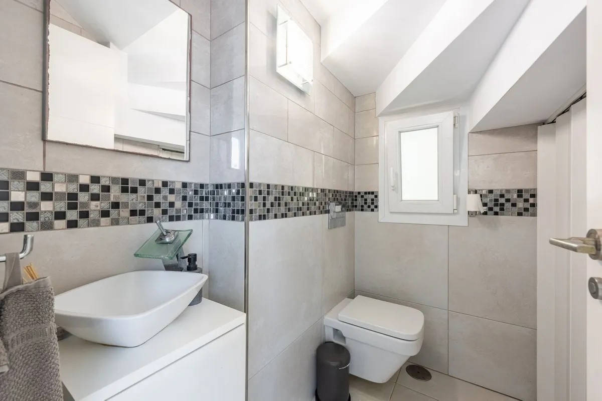 3b580421-aa5b-47fa-824a-86d95ce64c63