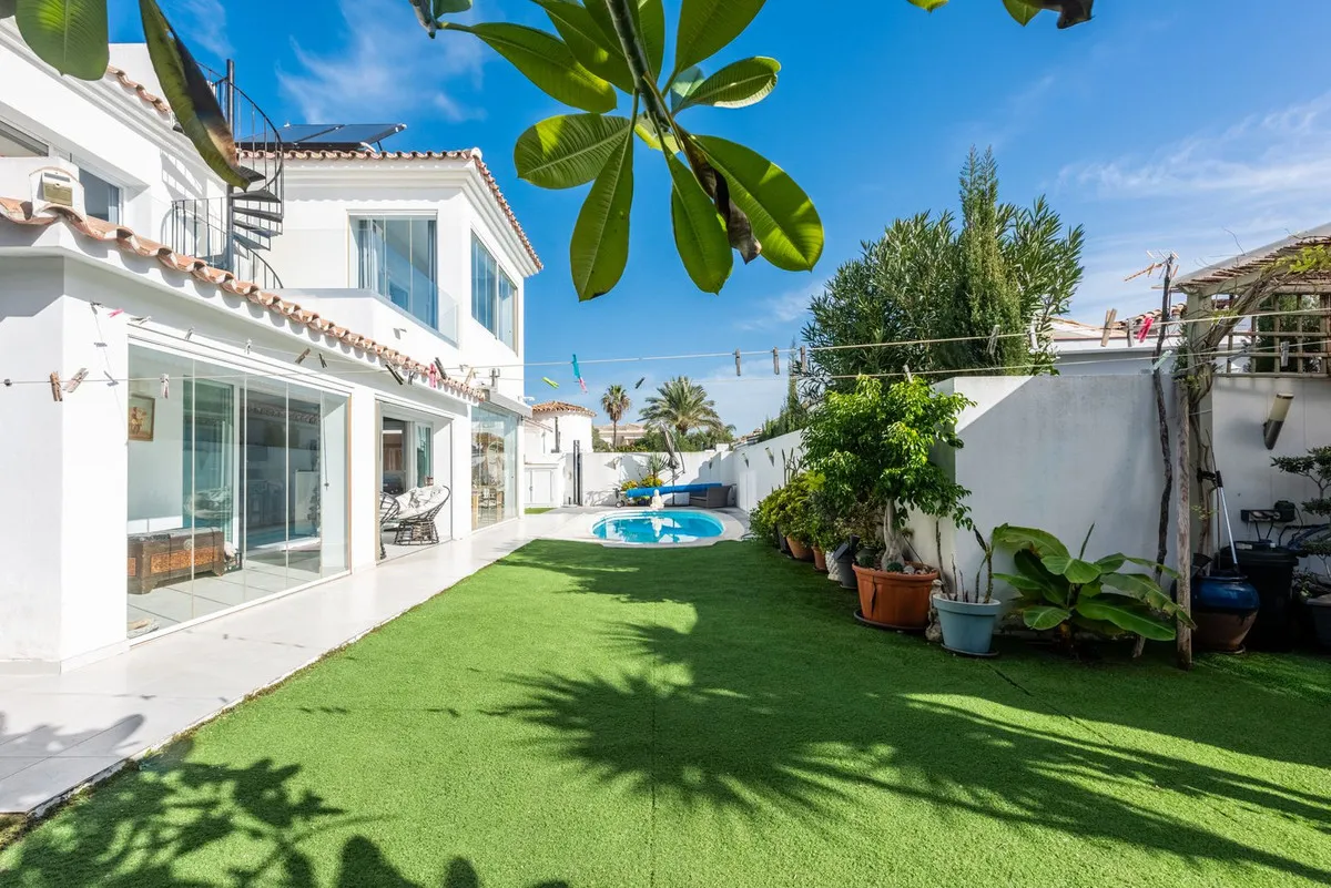 58fbc910-2f5e-4be5-9c7f-07ea384e6369