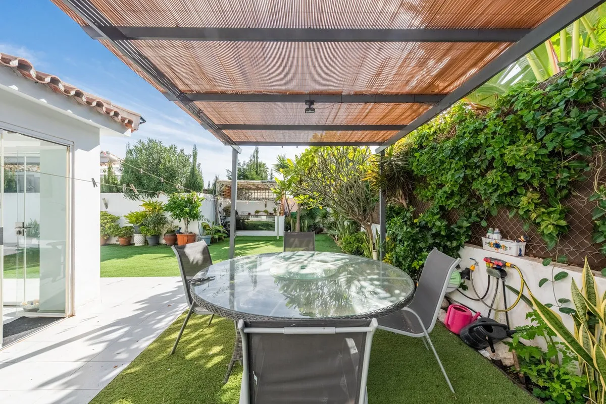 5f1cc903-aadd-4f02-b1e0-bd14a2a3c54b