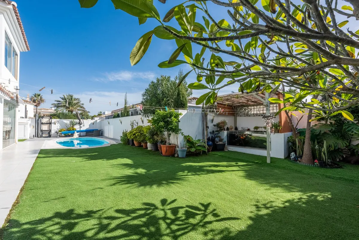 9109a22d-c0f4-426a-894f-dfd6315360ff