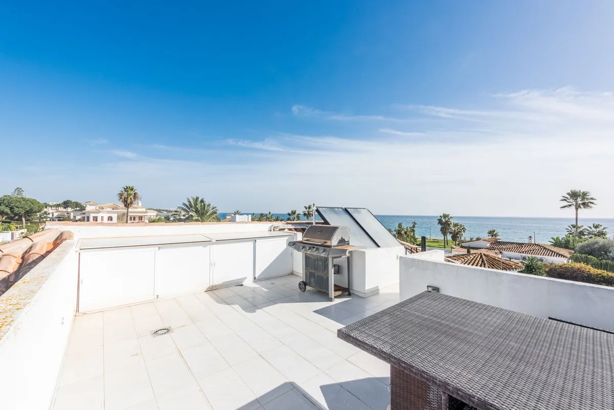 97d5860b-f3aa-4825-824d-85b663140e18