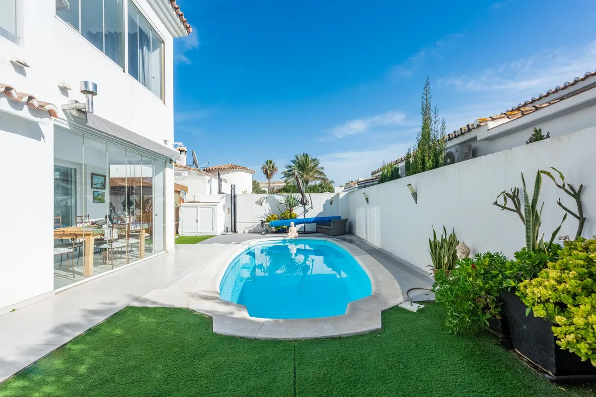 99b891c2-1655-416b-9f21-a105d781ea43