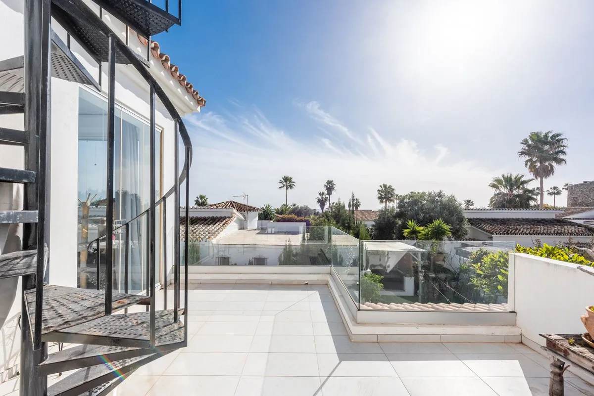 e17b502f-5216-4aa2-85e3-ffa20672996c