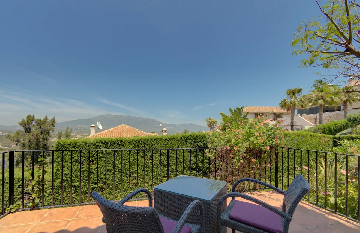 d0963adb-0f2f-41eb-84bd-6629d2b8b937