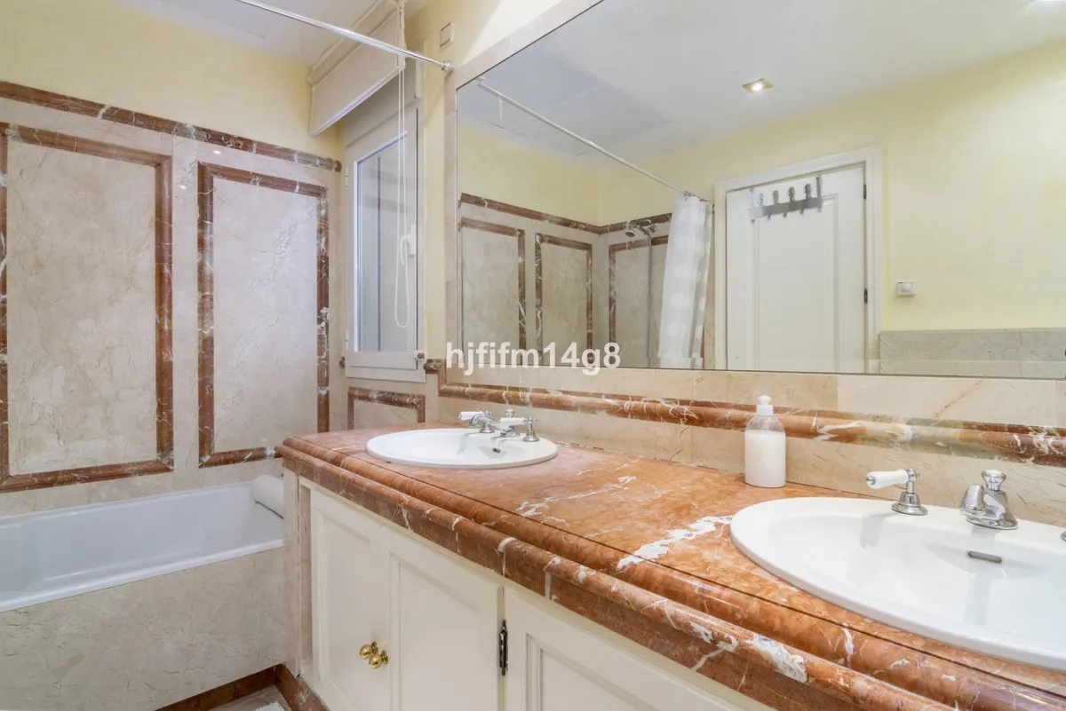 23728fd6-111c-4b46-8276-cb5da99de27f