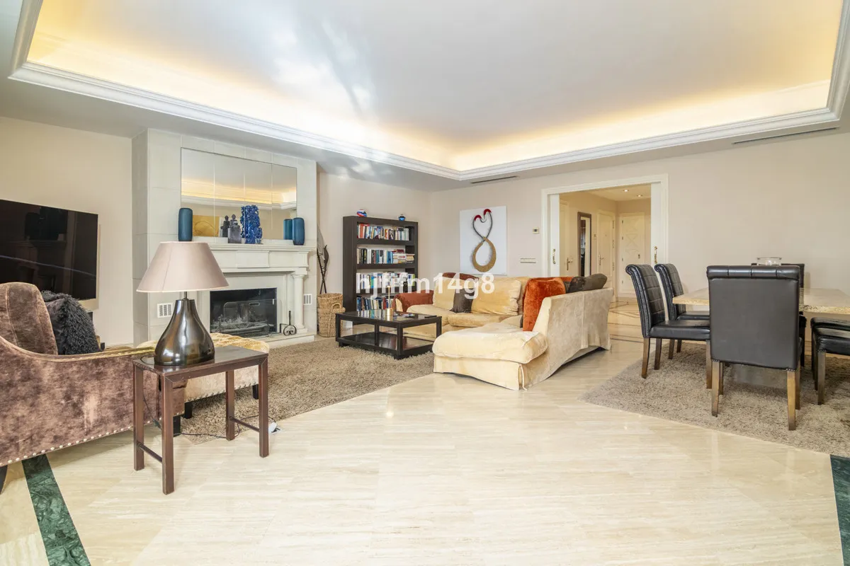 5237375c-3194-4c28-b092-32d2f6c30e39