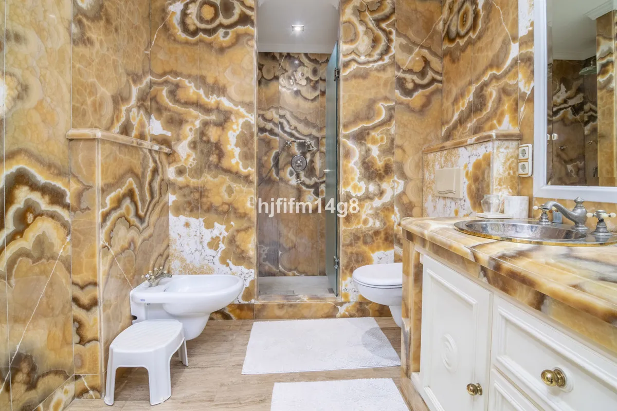 fb24a8fd-2fb9-425b-aec0-370b4fd7b2eb