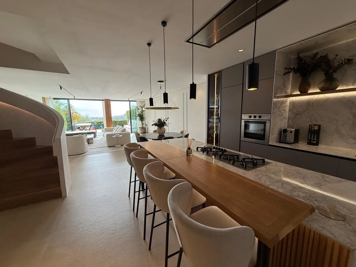 0cff8890-e59e-49fa-a8ef-eed2ed2fbc0a