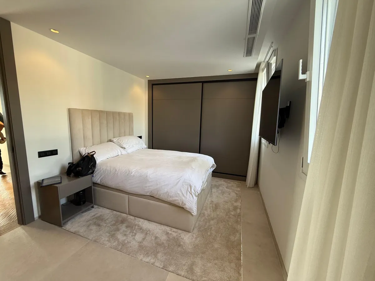 3ea11e09-a6df-4ffe-bd4d-7196962046d1