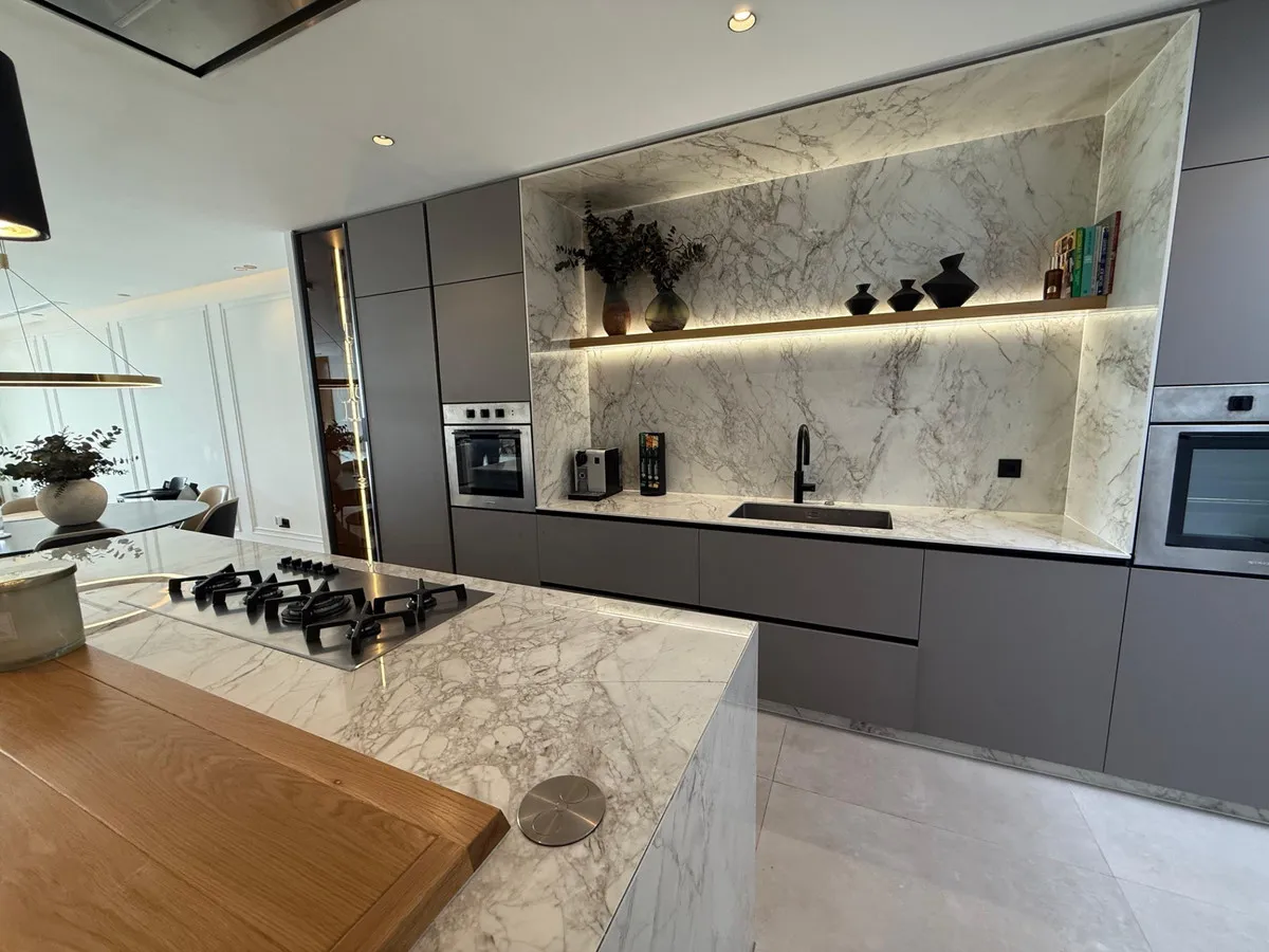 abe6bb62-d5a4-4866-b056-464e74c5ad49