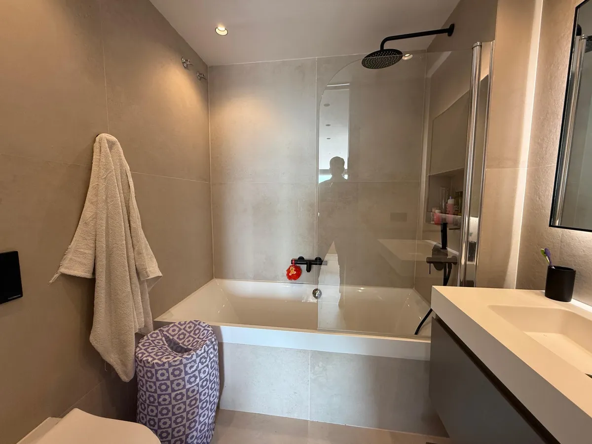 c79df586-95cd-44c0-b4c6-cc43051f16d8