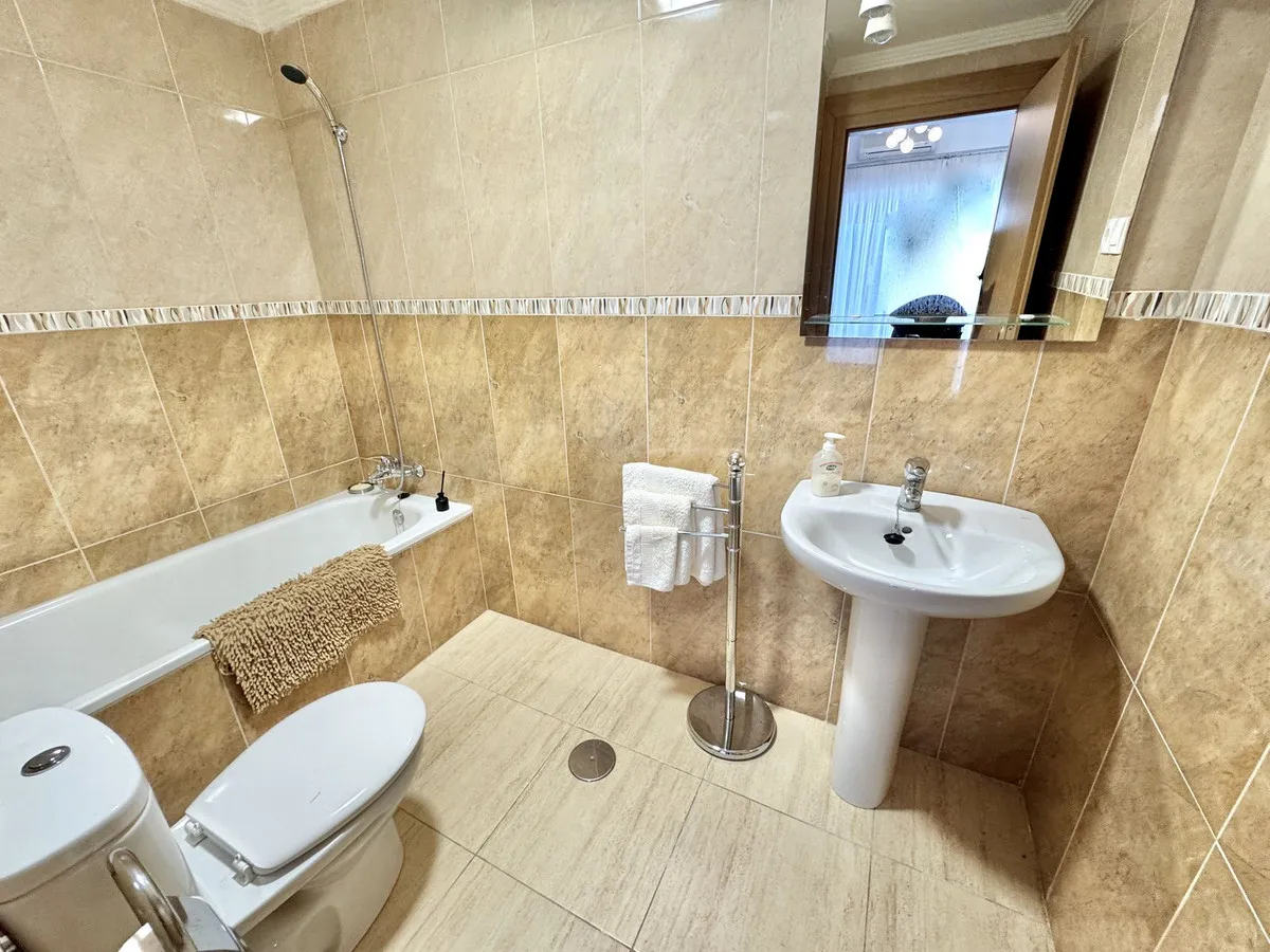 332ca8f9-51a1-4b04-acb3-0ae869a3ef2e