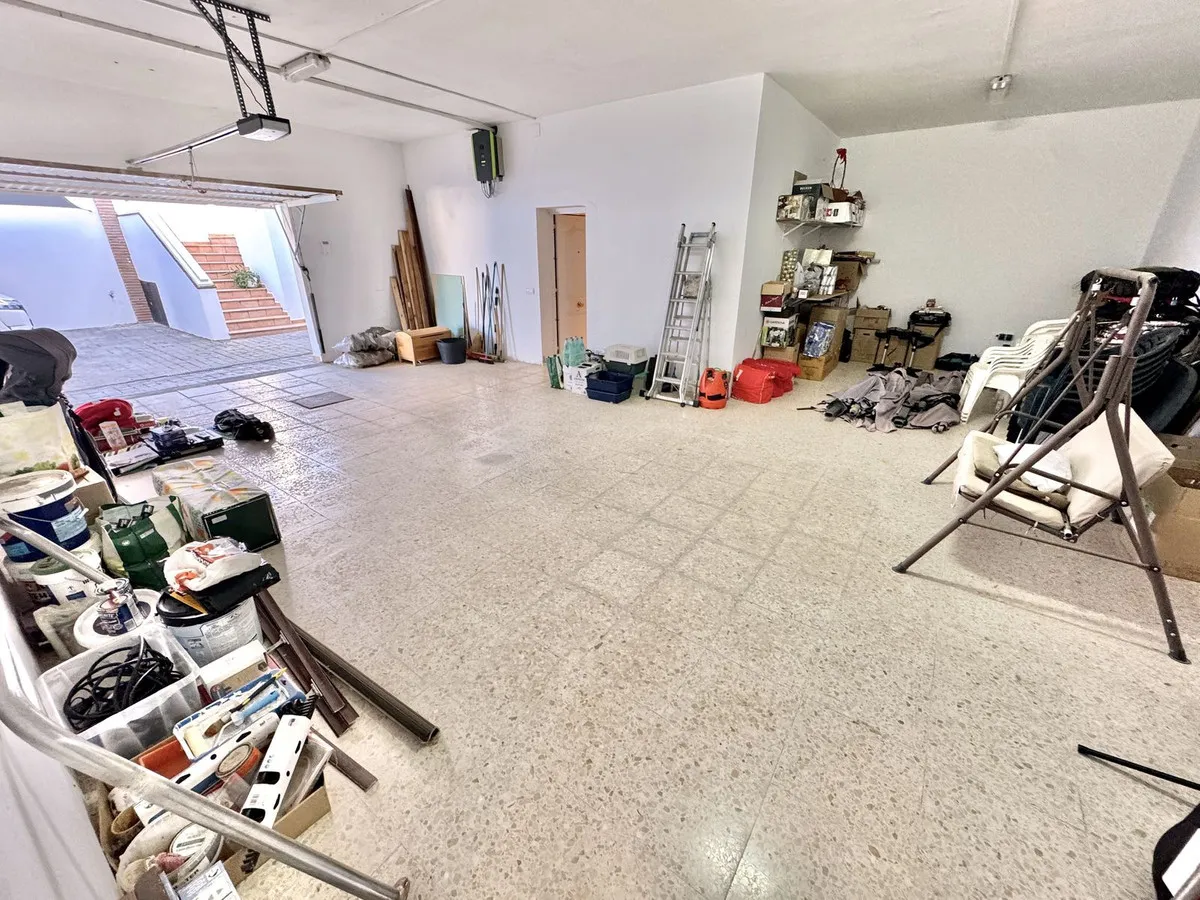 40469b12-31e2-492a-8d93-6ae3b76726b8