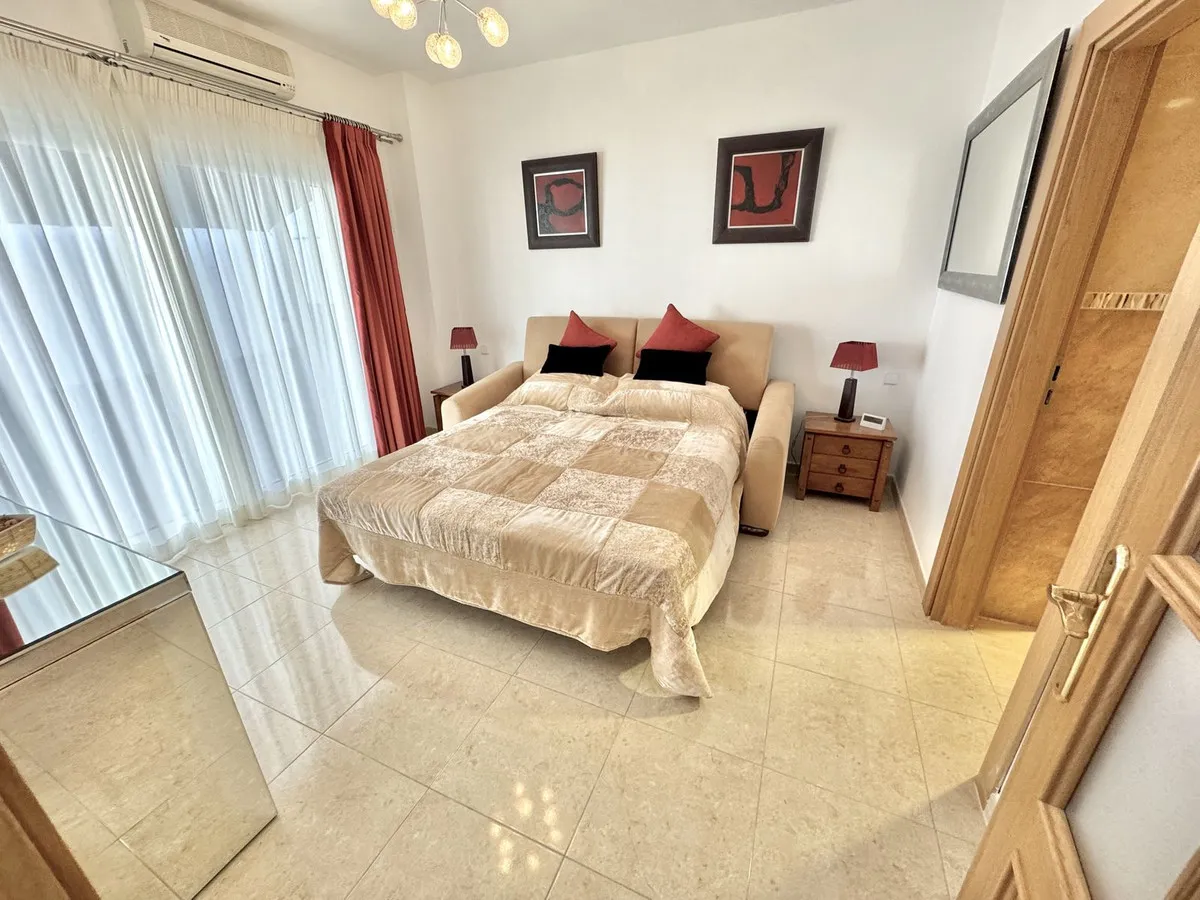 708170df-c052-46d7-81b1-3038f11c85dc