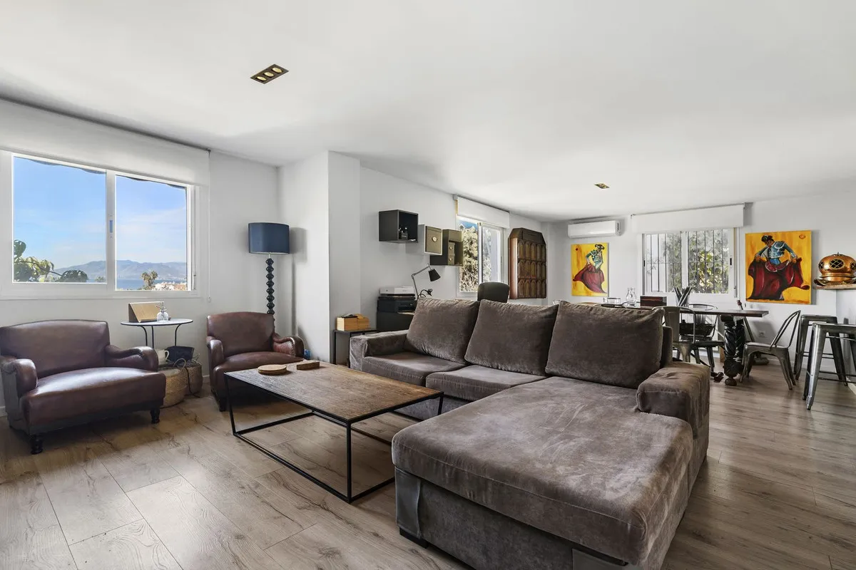 d0dda82e-34d5-49e0-bb34-c3e76c929ea4