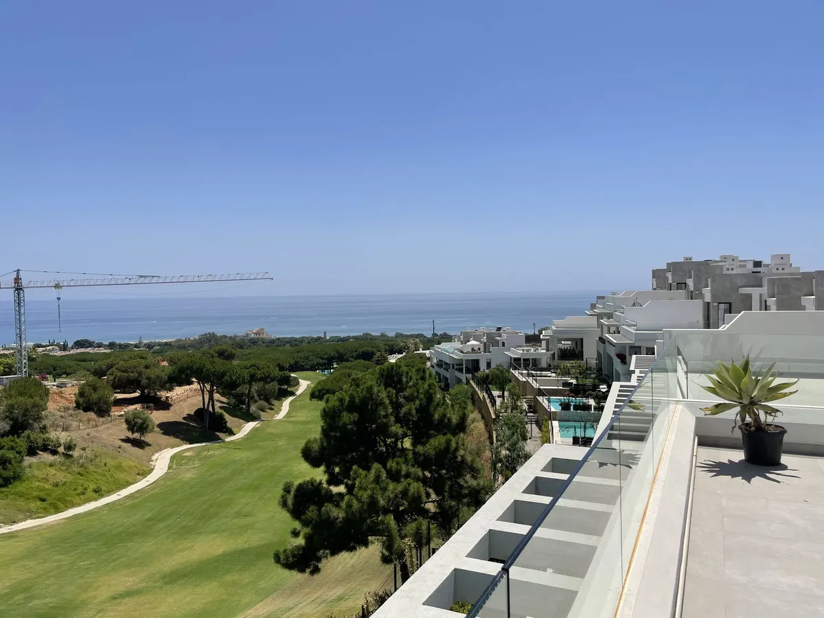 3cb2e968-48ef-4738-b273-92e336243e68