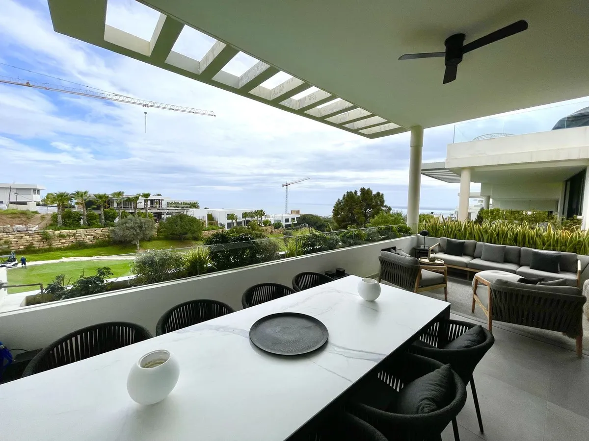 4798db02-344e-4b70-98a6-5e228df080f9