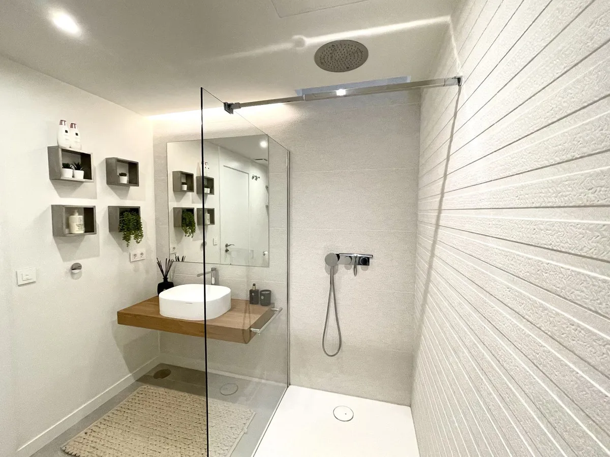 a284764a-1c41-436d-9340-525d4e999b4a