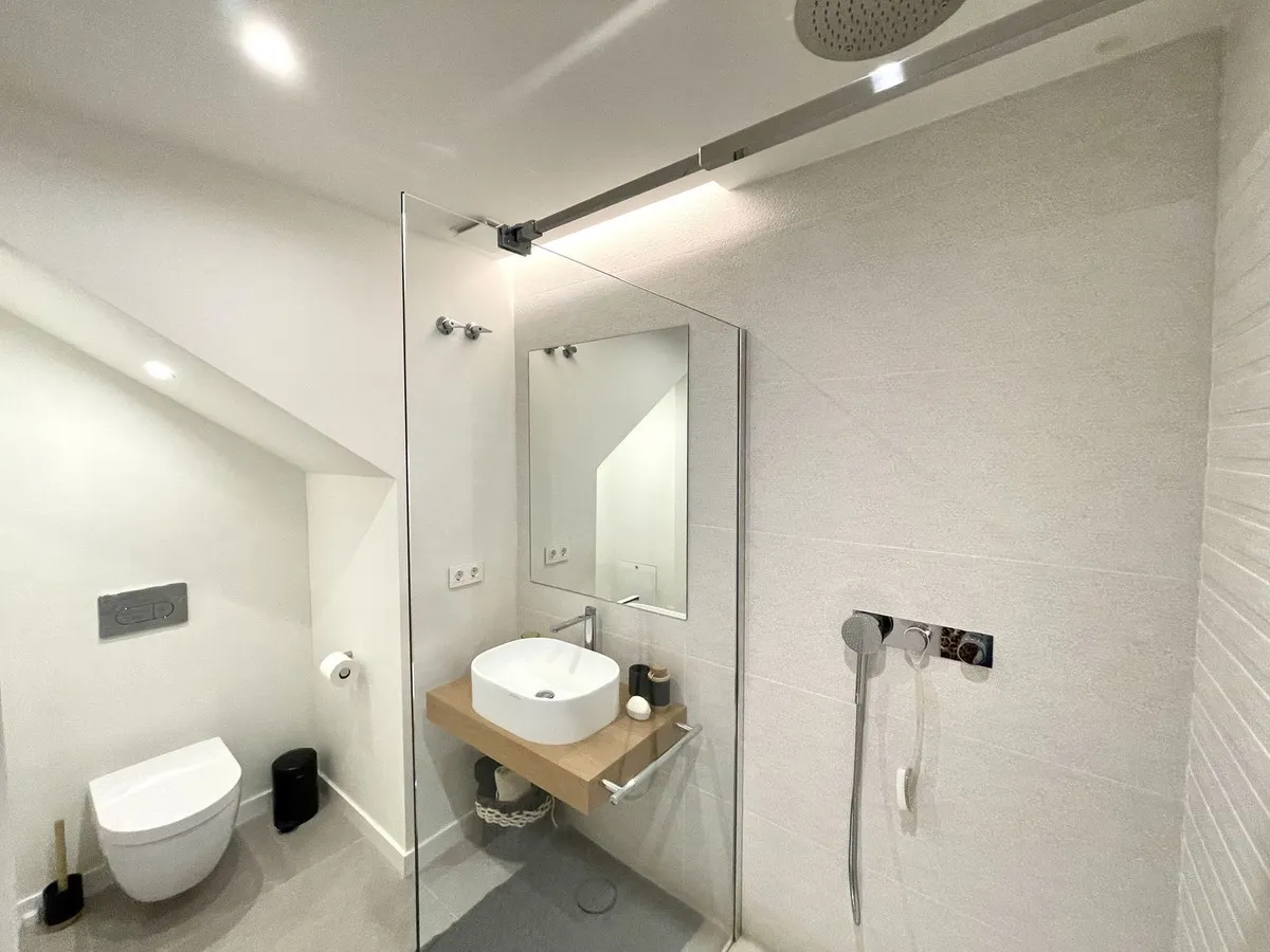 dd42a2e1-8b72-4dd8-af7e-5072be270aa5