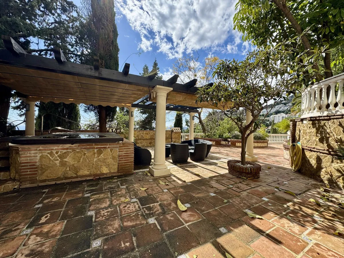 155eec0d-536a-4745-a969-f8869f33292e