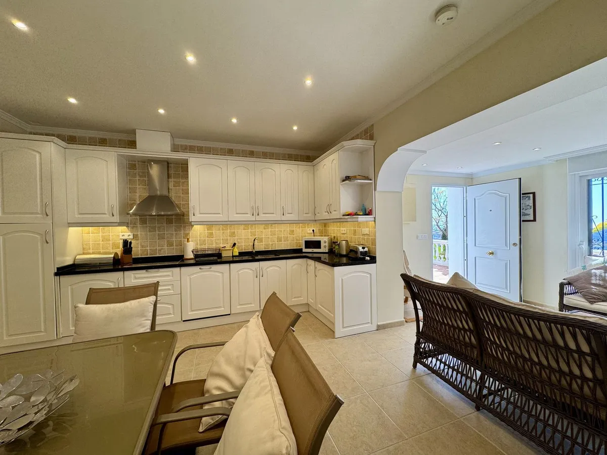 4f56550f-4fc1-421e-b212-6764990b9558