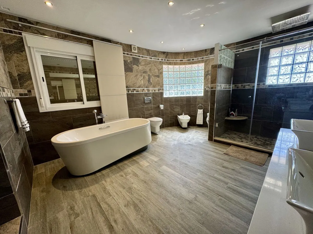 663f8255-c239-4d02-bd59-4b139b4969e9