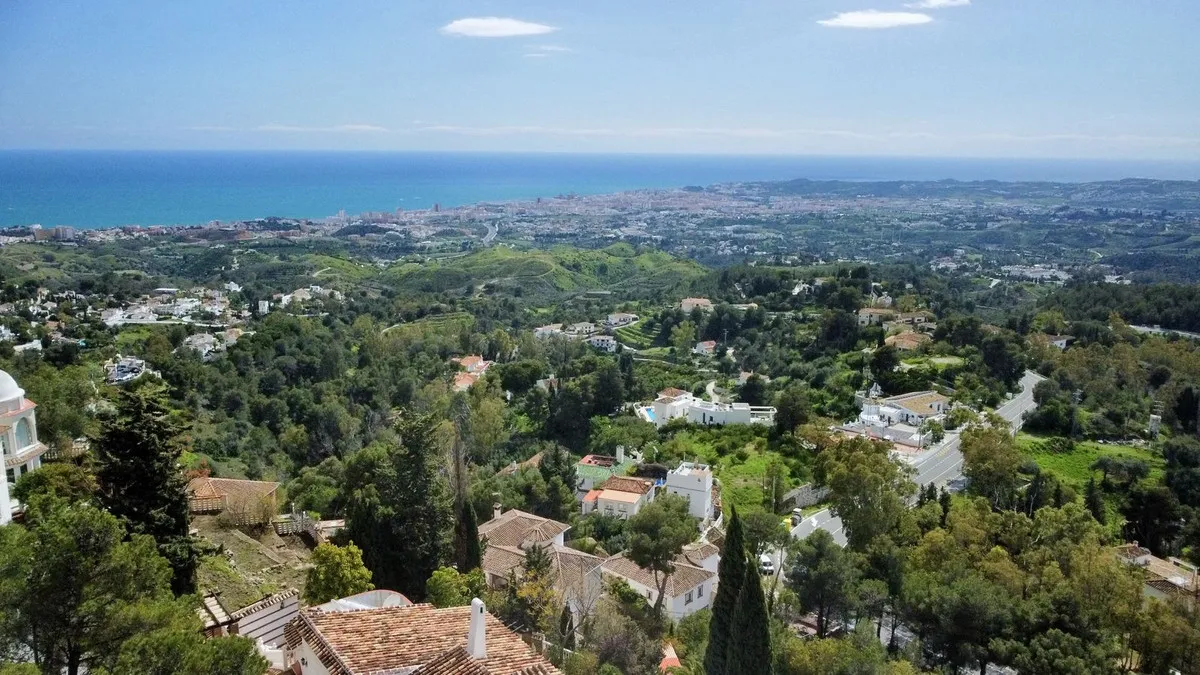 6f126251-289e-43c9-8529-6f25ed111781