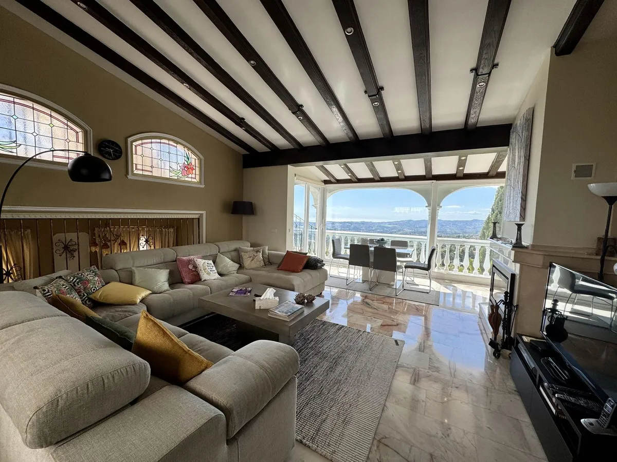 77c5d89d-8416-4e5f-a43c-dbd3ab0a49dd