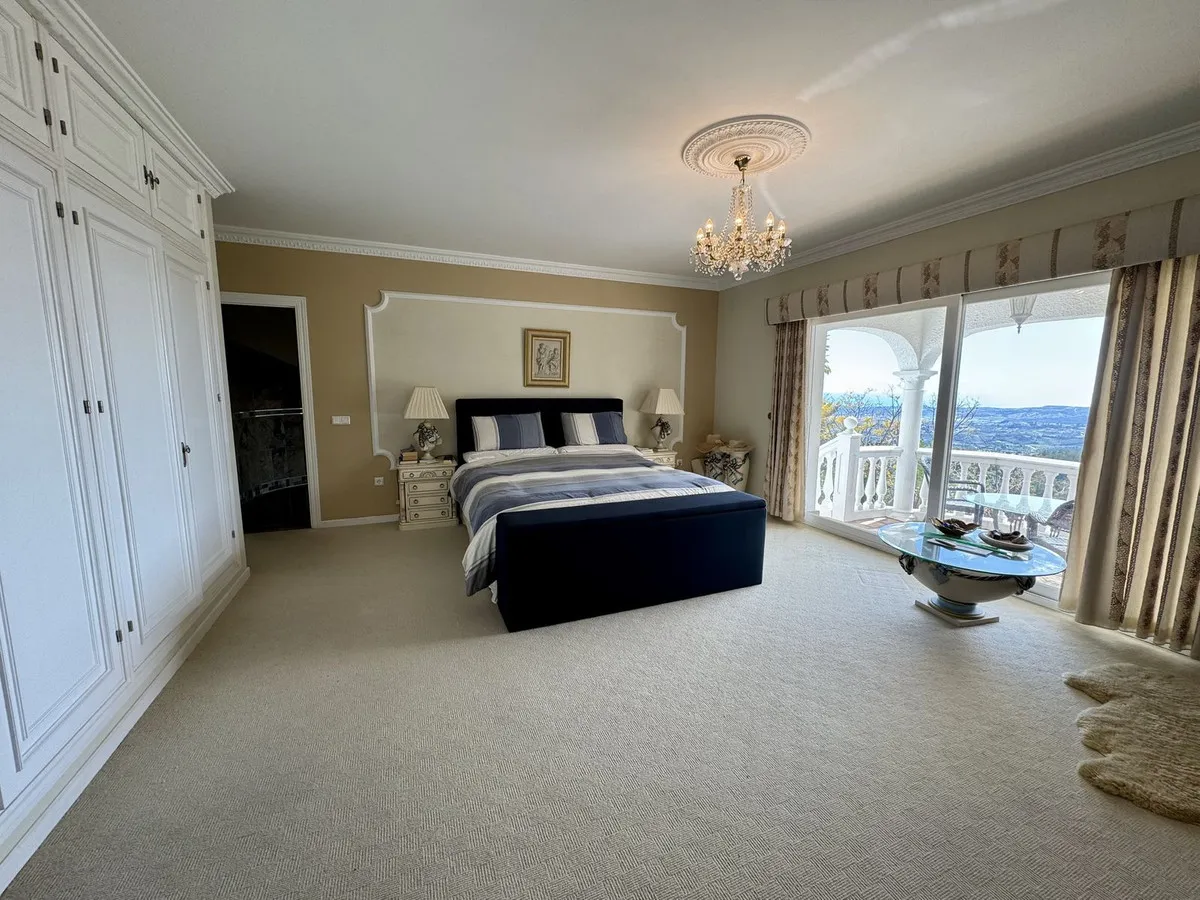 a9296eb3-5588-4eec-af92-43b875182c0e