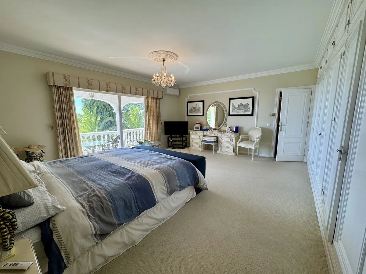 d7c4c629-e721-4fc0-a183-31880845ec2b