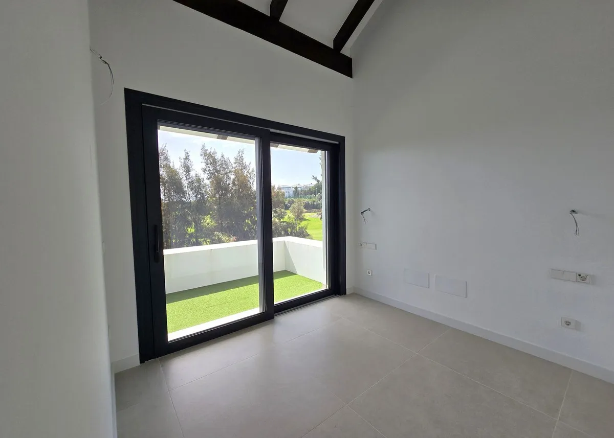 1c07ab1d-a720-4747-a108-1d9acb27844d