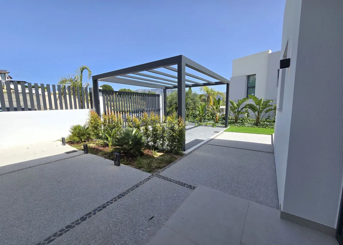 6db53e9e-a078-4fb0-9964-6de98734cb92