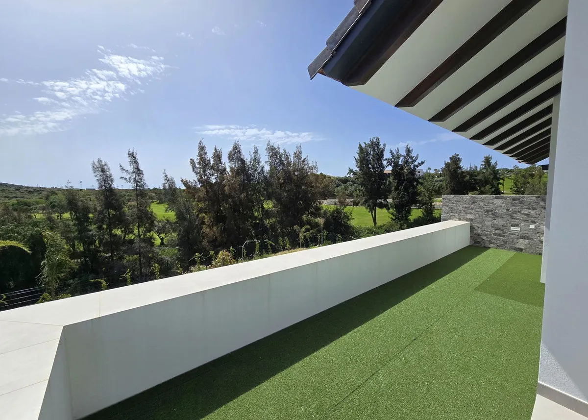 79ce1df1-7d00-4b4d-b998-3df4b9785a7b