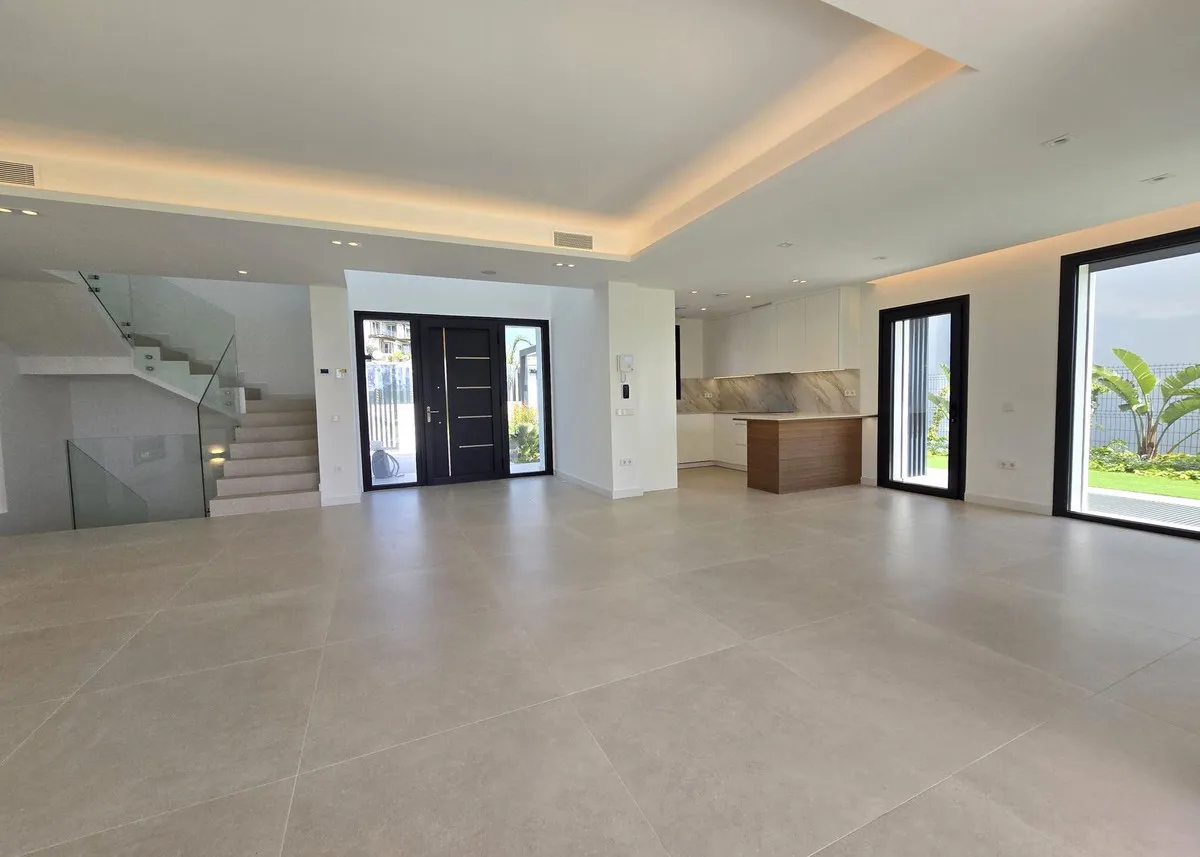 80b523cc-6b01-47d3-9769-0b04ed2c758d