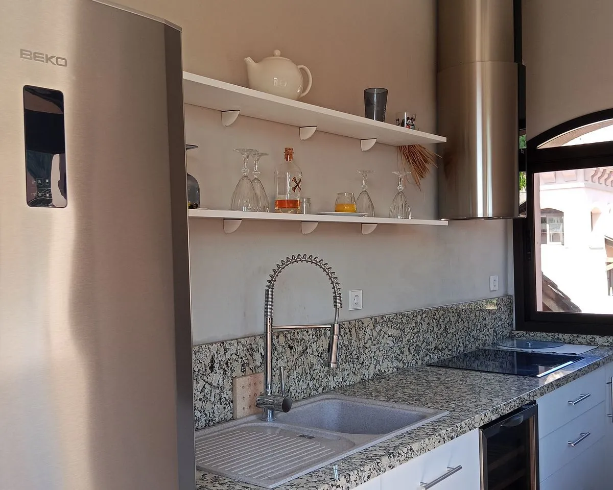 69f7d04d-2617-421e-9c09-deeea242e036