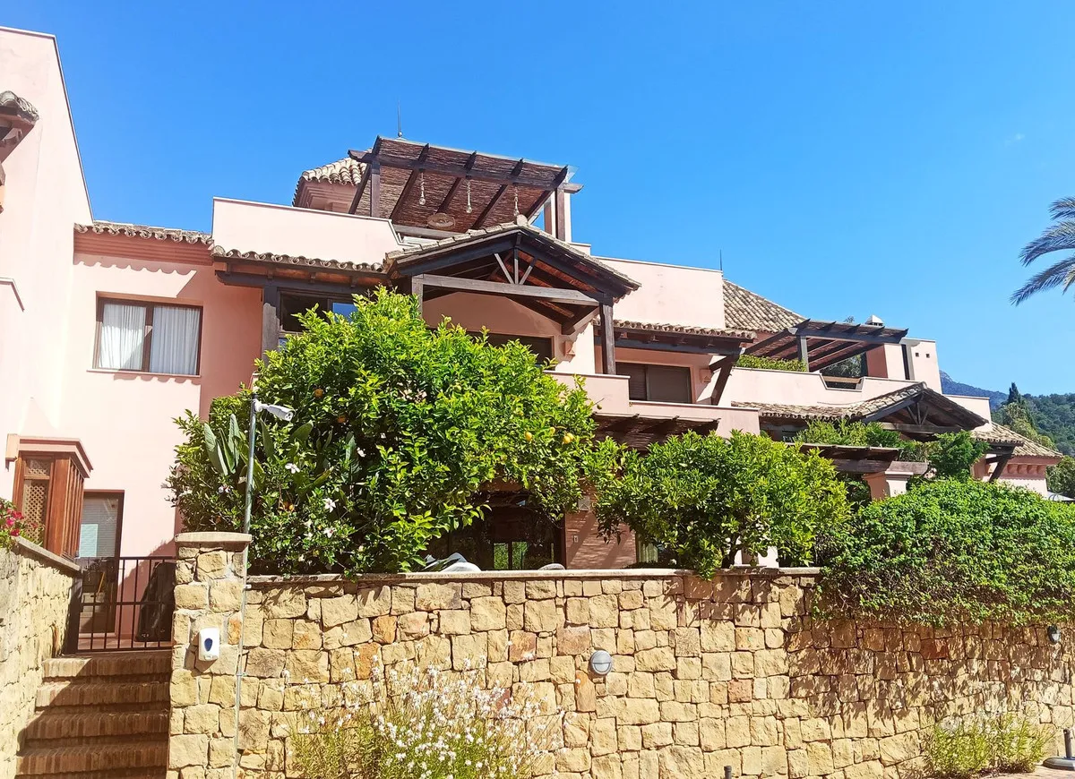 a308b0e8-728f-457b-b972-34e0d9db7954