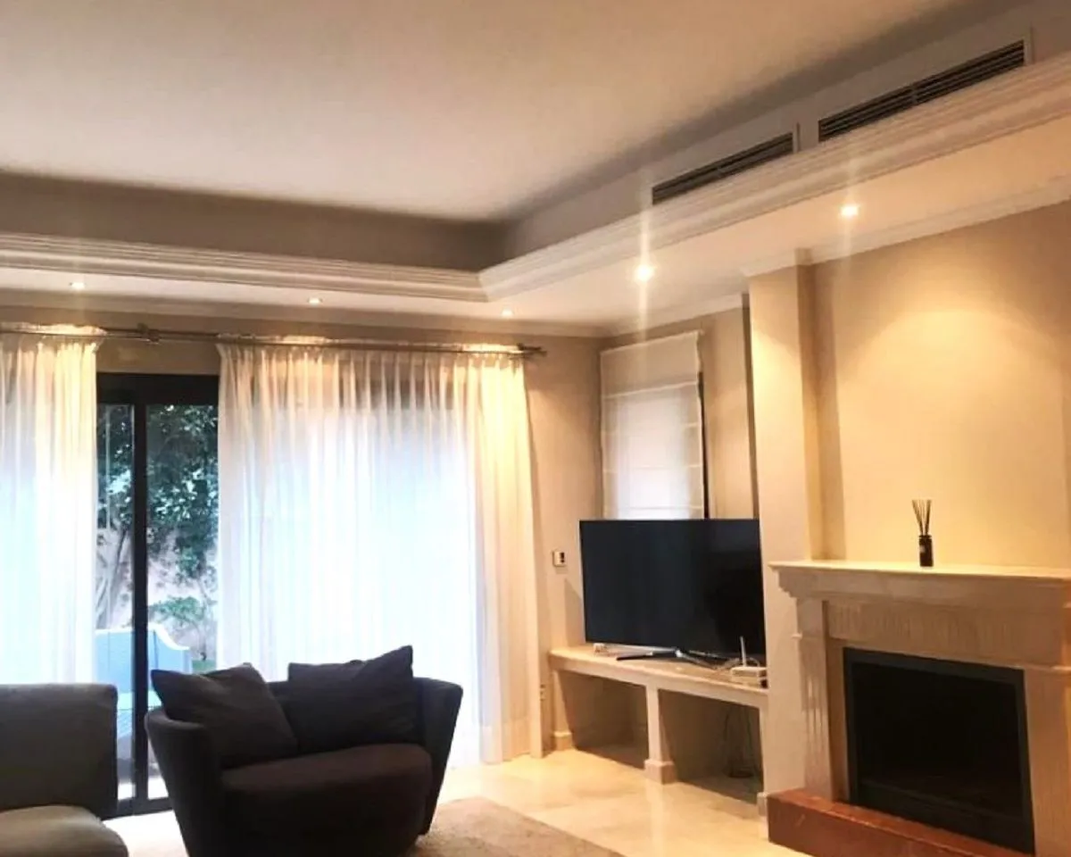 ecd6938f-a887-47c1-8419-1ea0e2d4ac50