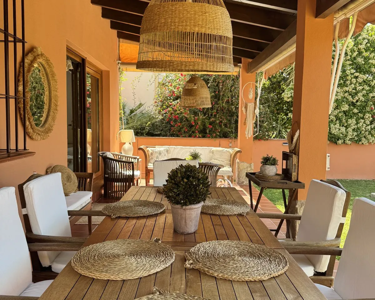 61ae4bc9-3b34-42dd-ba0d-570be99d50e7