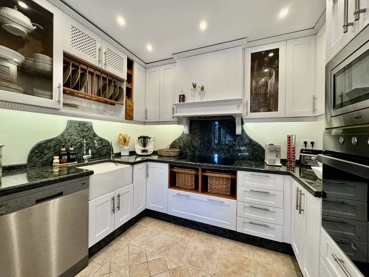 c8a5f94d-d1b3-462b-99ce-3ba431bba92a