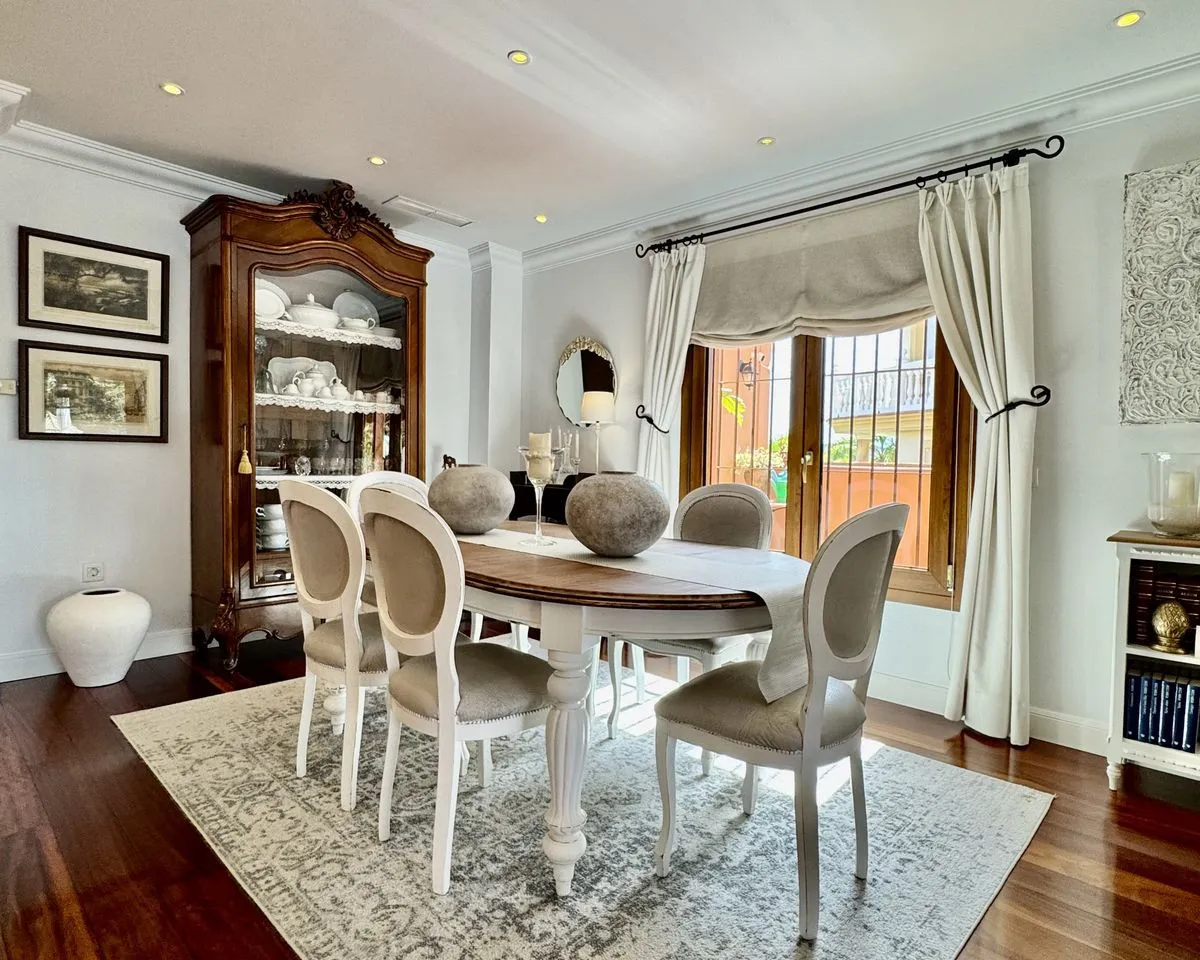 ef40b64b-d731-4cb6-b7d3-b782dc2f4511