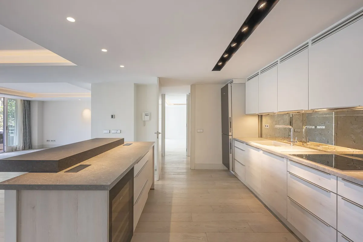 3523e463-ae3f-4e5d-a0d0-8316ef2e98d4