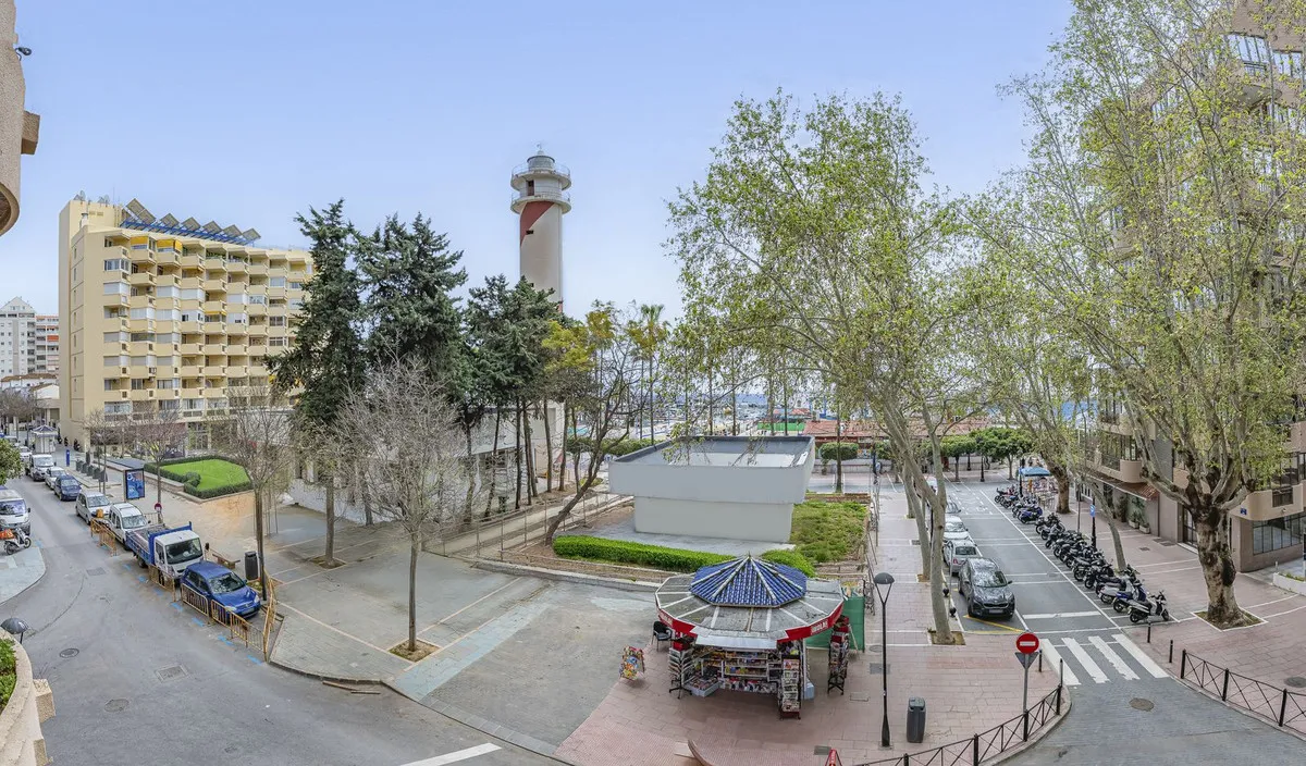 bb0c0f21-3e1b-4f7b-8c12-870b6843c870